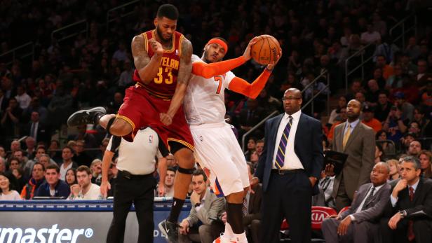 Die Serie der Knicks (re. Carmelo Anthony) wurde von den Cavaliers beendet.