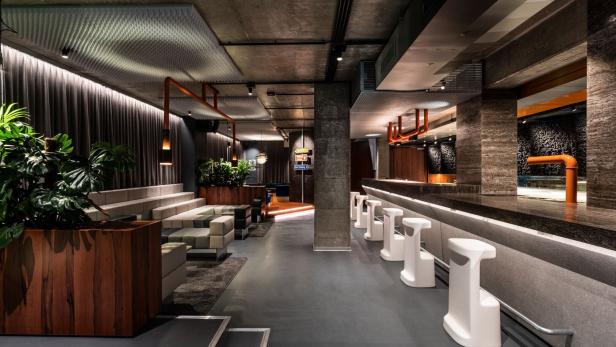 Eine Cocktailbar in der Praterstraße 18.