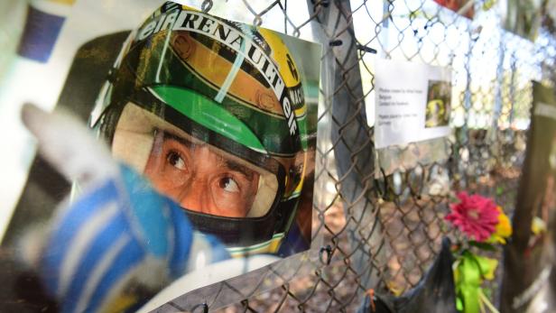 30 Jahre nach der Katastrophe: Gedenkfeier für Ratzenberger und Senna