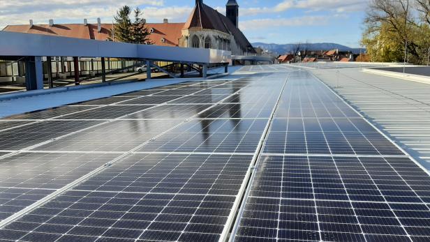 Energiewende: Wiener Neustadt macht Wiesen zum Stromlieferanten