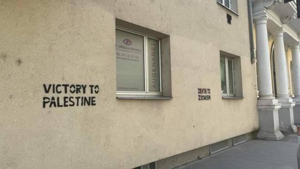 Antisemitische Schmierereien an Hausfassaden in Wien