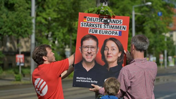 In Deutschland wird jeden zweiten Tag ein Politiker tätlich angegriffen