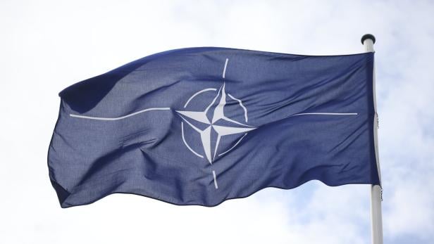 Wegen Russlands Angriffskrieg: Österreich will sich der NATO annähern