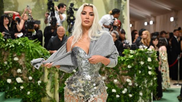 Konnte nicht atmen: Kim Kardashians Met-Gala-Outfit ein Alptraum