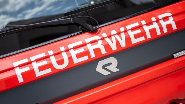 Feuerwehrauto Schriftzug