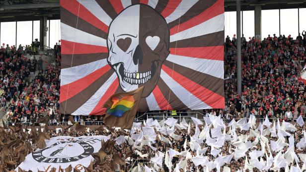 Rückkehr nach 13 Jahren: Kultklub St.Pauli stürmt in die Bundesliga