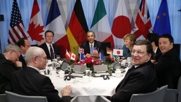Klares Signal aus Den Haag: Die G7, angeführt von US-Präsident Obama, sagen G8-Gipfel mit Russland ab und wollen Sanktionen verschärfen