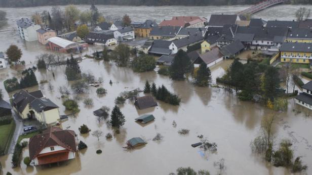 Insgesamt sollen die Schäden druch das Hochwasser zwei Millionen Euro betragen: Lavamünd klagt einen Teil davon vom Verbund ein.
