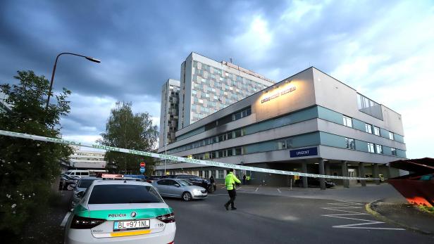 Operation in der Uniklinik F. D. Roosevelt in Banska Bystrica gut verlaufen