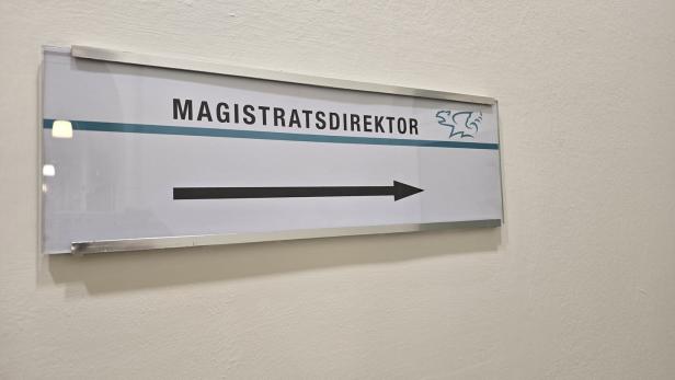 Gerüchteküche in Klagenfurt brodelt: Kehrt Jost als Magistratsdirektor zurück?