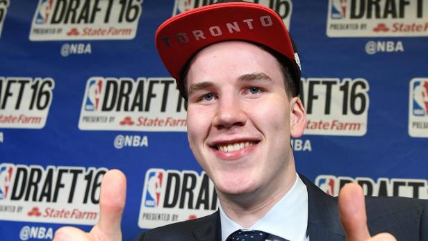 Viel Zuversicht vor der ersten Saison in der NBA strahlt Jakob Pöltl aus.
