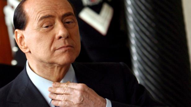 Berlusconis gefälschtes Testament: Ermittlungen und eine Festnahme