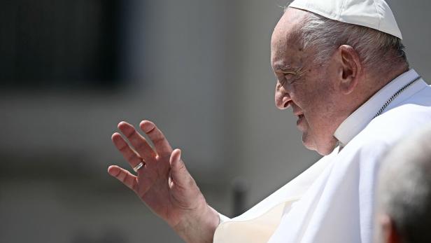 Papst Franziskus wird "Gottes Influencer" heiligsprechen
