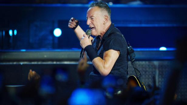 FILES-US-ENTERTAINMENT-SPRINGSTEEN