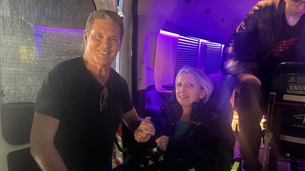 Herzenswunsch erfüllt: Schwerkranke Petra durfte Idol David Hasselhoff treffen