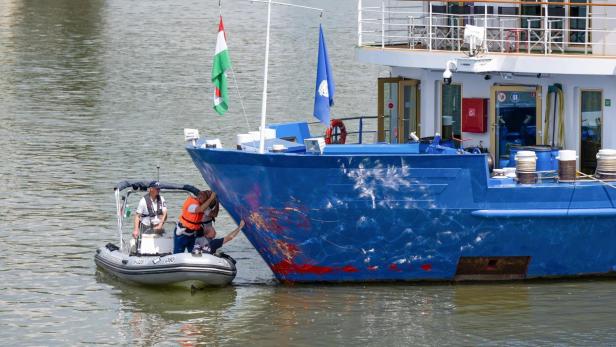 Donau-Schiffsunglück: Ungarische Polizei stellte Vermisstensuche ein