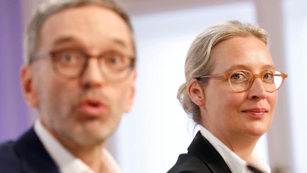 Keine Berührungsangst zur AfD (FPÖ-Chef Kickl mit Alice Weidel)