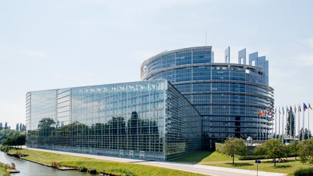 Razzia im EU-Parlament: Abgeordneter reagiert auf Büro-Durchsuchung