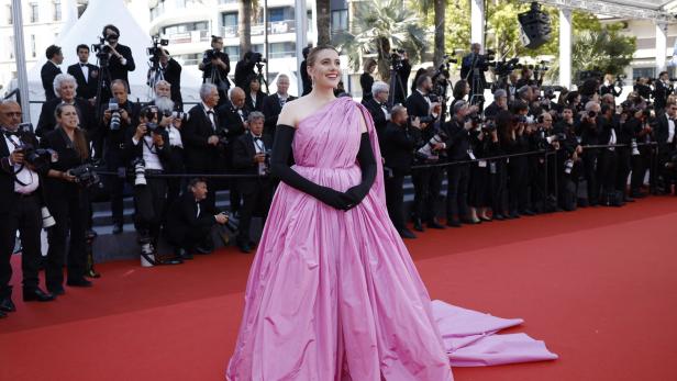 Greta Gerwig bei der Filmpremiere „L'Amour ouf“.