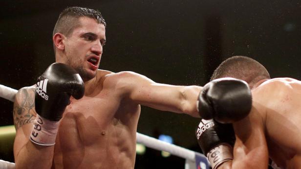 EU-TITELKAMPF IM BOXEN: NADER - SANTOS