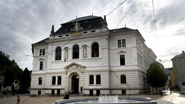 8 Millionen Euro von Bank veruntreut: Ex-Mitarbeiterin verurteilt