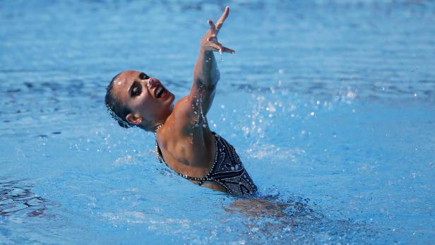 Synchronschwimmerin Vasiliki Alexandri holt EM-Gold in der Technik-Kür