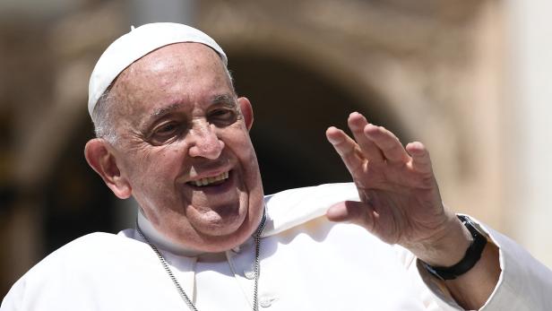 Papst Franziskus lädt zum Humoristen-Gipfel Papst Franziskus lädt zum Humoristen-Gipfel