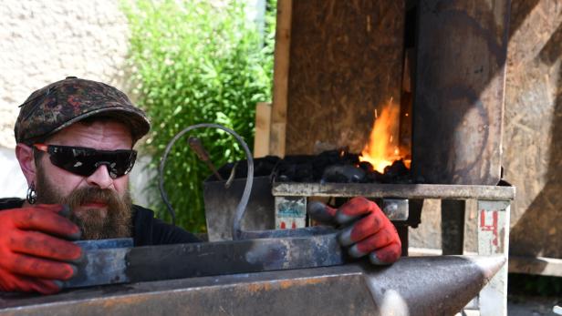 Schmied am Amboss
