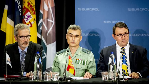 Europol schaltete auch Server mit Verbindungen zum IS ab