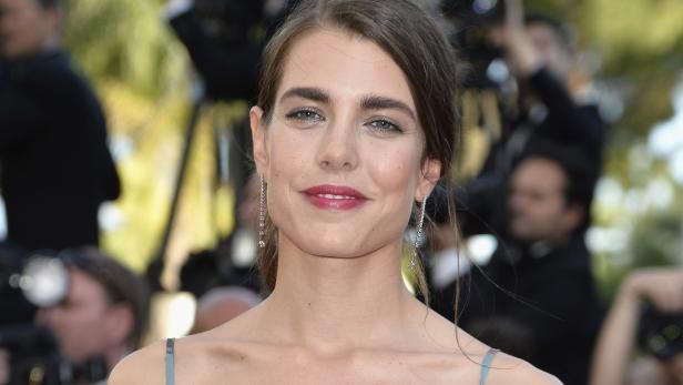 Charlotte Casiraghi soll italienischen Filmemacher daten.