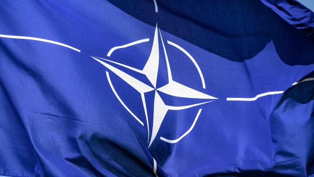 23 von 32 NATO-Staaten erfüllen den Militärausgaben-Zielwert