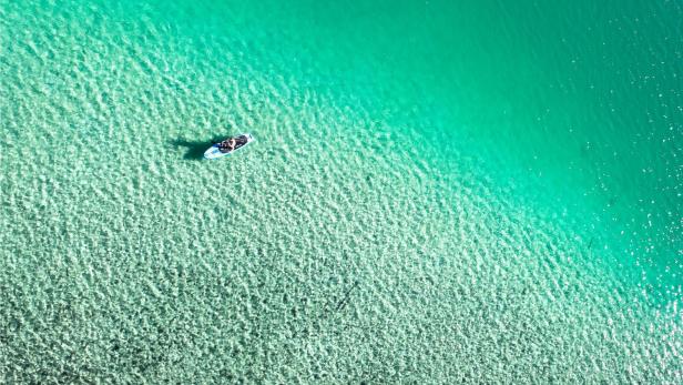 Naturparadies mit glasklarem Wasser: Der Weissensee