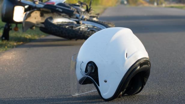 Tödlicher Unfall: Motorradfahrer kollidierte in Osttirol mit Lkw