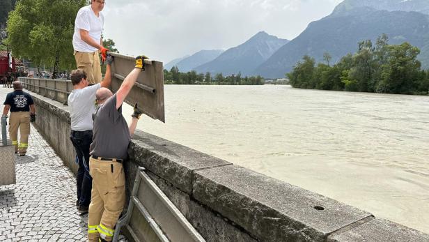 Hochwasser in Tirol: Banges Warten in der Nacht