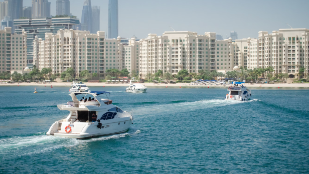 Yacht mieten - Leistbarer Luxus mit Renty in Dubai