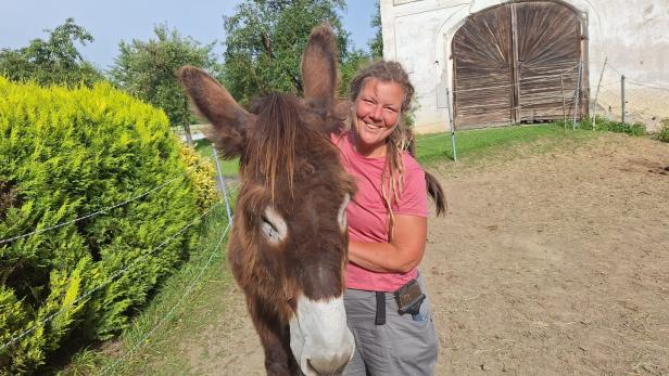 Burgenländerin Emisabeth Nussbaumer ist mit Igor gerade mitten in NÖ unterwegs