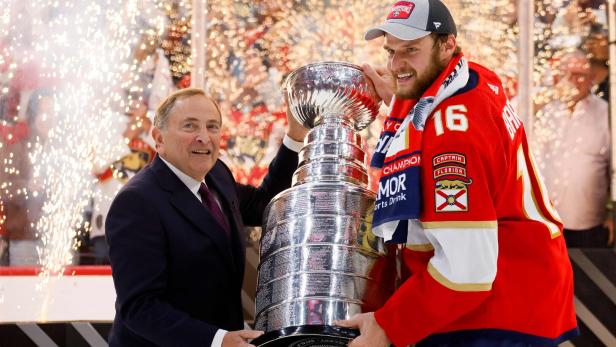 Eishockey: Florida Panthers holen Stanley Cup gegen Oilers