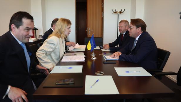 EU eröffnet offiziell Beitrittsverhandlungen mit der Ukraine