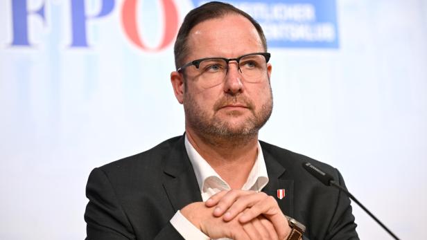 PK FPÖ "AKTUELLE POLITISCHE FRAGEN": HAFENECKER
