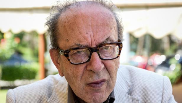 FILES-ALBANIA-LITERATURE-OBIT