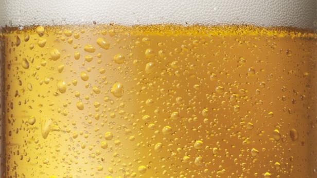 Villach wird zu München: 7,50 Euro für ein Bier am Kirchtag