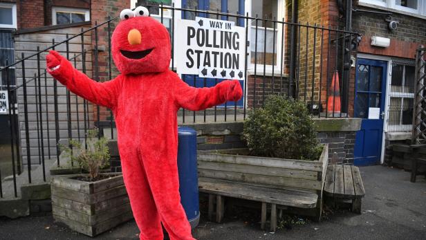 Elmo im britischen Parlament? Die kuriose Kandidatenliste für die UK-Wahl