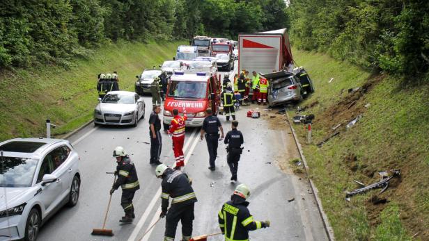 Drei Schwerverletzte bei Verkehrsunfall im Südburgenland