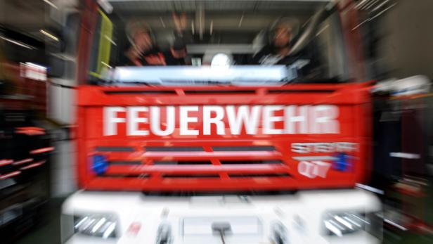 13-Jährige legten aus Langeweile Feuer: Großbrand in Vöcklabruck