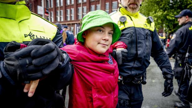 Klimaaktivistin Greta Thunberg in Den Haag festgenommen