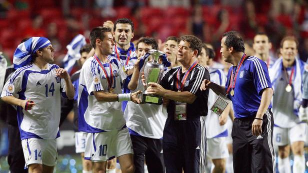 2004 holte Griechenland mit Trainer Rehhagel völlig überraschend den Titel