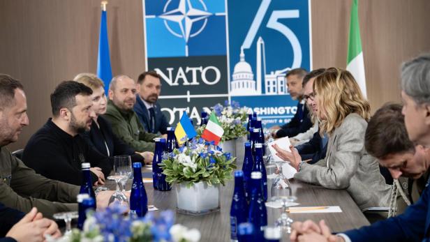 Italian Premier Meloni meets Ukrainian President Zelensky at NATO Summit in Washington 