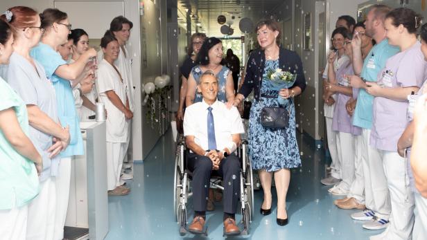 Wegen akuter Krebserkrankung: Paar heiratet in Krankenhaus Klagenfurt