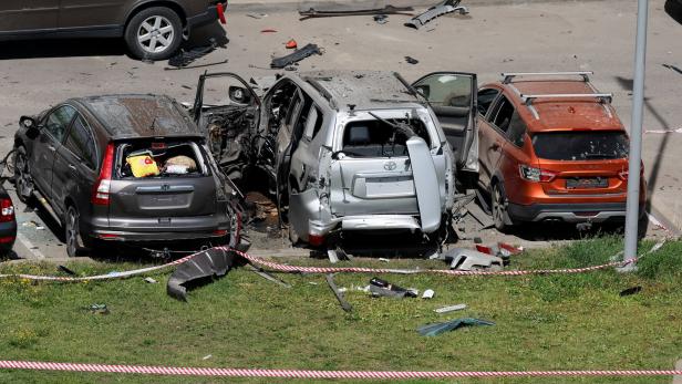Russland: Autobombe reißt Offizier bei Explosion Beine weg