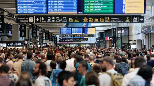 Attacke auf Züge in Frankreich: Attal sieht  "koordinierte Sabotageakte"